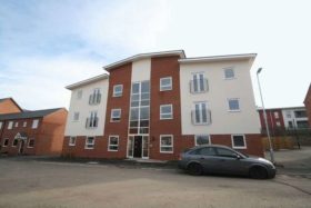 2 bedroom Flat to re...